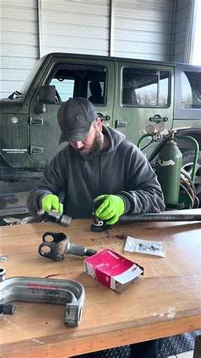 The EASIEST Way to Install Axle Shaft U-Joints #jeep #mechanic #carrepair #4x4 #howto