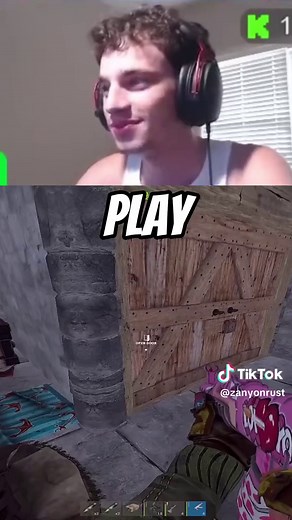 Gamer Girl Raid in Rust Gameplay