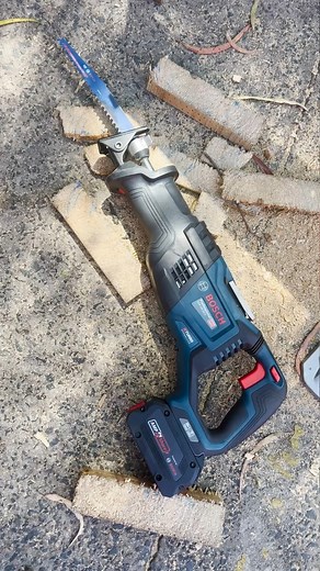 Sydney Tools | NEW Bosch GSA 18V-32-2 Professional Reciprocating Saw Designed for tough cutting applications, this High-Powered recip saw is equipped... | Instagram
