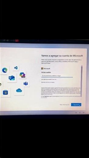 Install Windows 11 25H2 without email