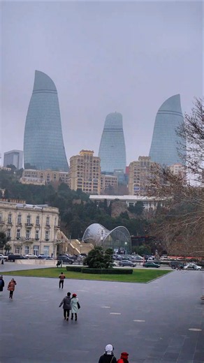 Baku Azerbaijan 🇦🇿 | A Beautiful City You Must Visit .