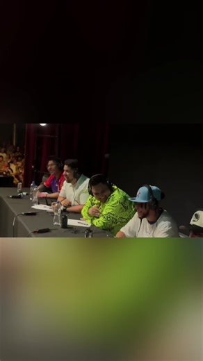 😱🔥 ¡Los Jueces Explotan con un “NO MAMES!” en Plena Batalla! 🔥😱 Desde el escenario se sintió el impacto… barras tan duras que sorprendieron a todos 😳💥 Así se vivió este momentazo entre NOTA ROJA vs AZUKY 🔥🎶 Reacciones reales, nivel altísimo y un público en shock 💣🔥 Aquí no hay guion… puro freestyle sin filtro ⚡😤 Esto es FMS MÉXICO 🇲🇽🎤 Donde el talento habla por sí solo 🔥🙌 🎥 Video completo aquí 👇 https://www.youtube.com/watch?v=KaQzQxBV214&t=61s 💬 ¿Sí estuvo así de brutal o exa