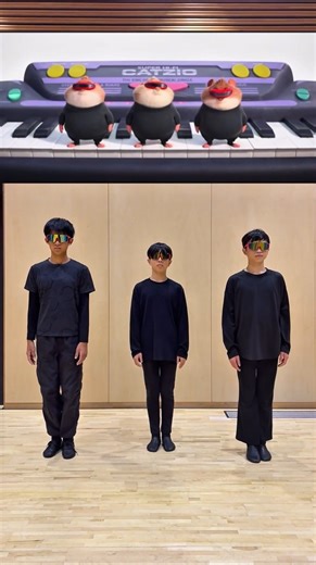 Muron ミューロン on Instagram: "Zootopia 2 officially hits theaters in the U.S. today! 🇺🇸🎉 To celebrate the release, we recreated the iconic keyboard hamsters scene! 🎹✨ Blank faces, sharp moves, and shiny shades — that perfect mix of stillness and rhythm is what makes them unforgettable. These three nailed the vibe and brought the tiny trio back to life🔥 Now we’re even more excited to watch the full movie! Enjoy the mini-performance! 🐭🎶 Zootopia2、ついに本日アメリカで公開！🎉🇺🇸 そのタイミングに合わせて、あの“鍵盤ハムスターズ”をひ