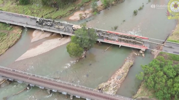 Ollera Creek Bridge collapse a symptom of bigger issue with Bruce Highway, truckies say