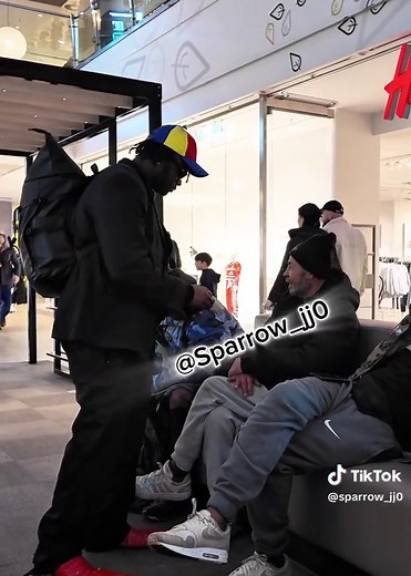 Papa's Hilarious Reaction to a Surprise