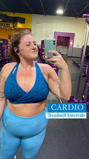 Jenny ✨🫶🏼 on Instagram: "It’s about time to F it up 💪🏽🥵🔥 HOLYYY INTERVALS that will leave your SWEATYYYYY!! 😅😅 This has always been a staple for me. I have been doing these intervals since the beginning of my journey and I still find myself wanting to do them on my non-cardio days. Put on your most hyped playlist, turn that music up, press go and get to work!!! I start on no incline and then do my next set at a higher incline and so on. You can mix this up or do this for a solid 30 minut