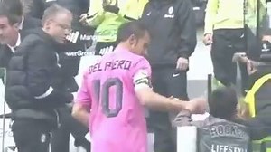 72K views · 2.1K reactions | Alessandro Del Piero e il suo addio alla Juve,strappalacrime,DA BRIVIDI! A quest'ora un vero tifoso bianconero non resterà indifferente davanti a questo video ❤ | Fedeltà Bianconera | Facebook