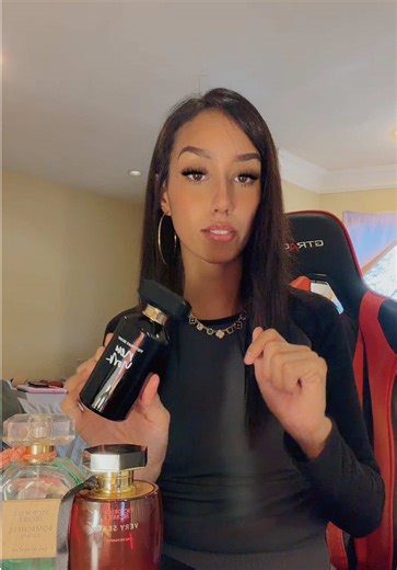 Victoria’s Secret Perfume Collection Showcase