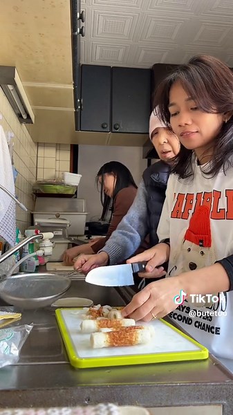Learning Sushi Cooking in Japan: Part 1