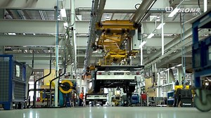 So entsteht ein KRONE Cool Liner am Produktionsstandort Lübtheen. --- This is how a KRONE Cool Liner is manufactured at the production site Lübtheen. ** English subtitles available. ** | KRONE Trailer