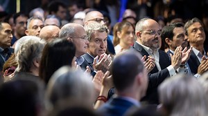 Feijóo propone elevar el nivel de exigencia cultural y lingüístico para obtener la nacionalidad española