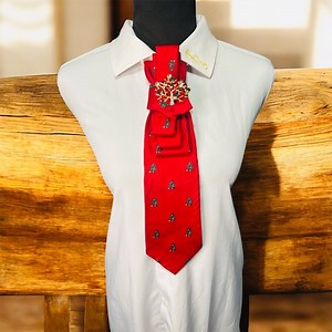 Wembley Red Christmas Tree Necktie with Decorative Brooch