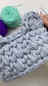 19K views · 153 reactions | Hermoso proyecto en trapillo 殺臨 Síguenos  @tejidosacrochetbb #crochet #crocheting #crochetwalldecor #croche #crochê #crochetinspiration #tejer | Tejidos a crochet B&B | Facebook