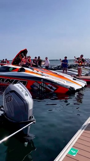 Poker Run Day at the 1000 Islands Charity Poker Run @1000islandscharitypokerrun @mercuryracing @1000islandsharborhotel #1000islandscharitypokerrun #clayton #newyork #speedboatmagazine | Speedboat Magazine