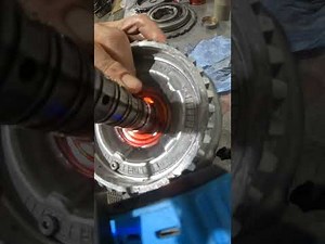 Leak Test 4L60/E input shaft.