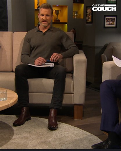 "I was more attracted to the Tasmania job than I was to the Melbourne job" After being overlooked for the Demons coaching role, ex-Collingwood coach Nathan Buckley reveals he preferred the Devils gig. | FOX Footy