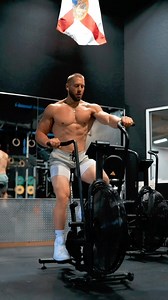 After retiring from Strongman I cut about 100lbs of fat and competed in CrossFit. I had to learn ways to make cardio not suck. Here’s some info that I think you may find valuable 🙌🏼 Side note: CrossFit was probably the most mentally/physically demanding thing I’ve ever had to do in my life. The suffering in that sport absolutely unreal. It’s so different from lifting heavy weights like in strongman or powerlifting, or even bodybuilding. Is it harder than bodybuilding? Ha YES… By like 10,000x. 