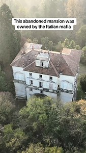 I couldn’t believe what I found at this abandoned Italian mansion | BigBankz