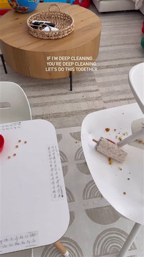 Samantha Vanderpool on Instagram: "If your house looks anything like mine with crumbs in the living room and hair in the bathroom this vacuum is for you. @eurekavacuums adjusts suction automatically, handles every surface with interchangeable nozzles, and makes bigger messes no big deal. After tackling the bathroom hair, the anti-tangle brush roll stayed completely clean when I flipped it over… not a single strand wrapped. The night-vision LED lights and 110° swivel made it so easy to get under 