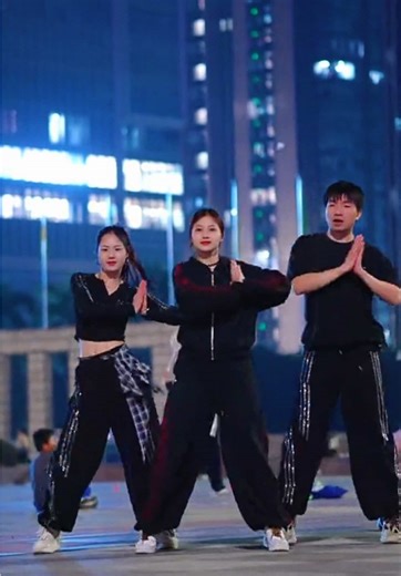 Exciting Group Dance Showcase for All Ages