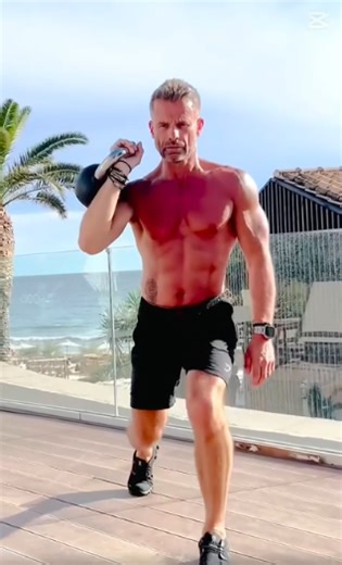 Fabulous 50s: Transform Your Body with This Full-Body Workout