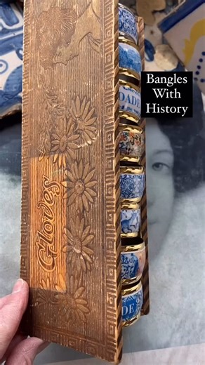 Chunky Bangles with 16th, 17th and 18th Century Azulejo tiles from a Convent in Aveiro. A church in Coimbra. @estorilvintagehotel , a church in Porto, 17th century Coimbra pottery and a24 yard long mural depicting Lisbon that pre dates (and survived) the great earthquake and tsunami of 1755. Solid stainless steel. Find them in my Etsy shop! #bohobangles #bohemianstyle #portuguesetiles #portugal #etsy #fashion #travel #chunkybangle #bollywood #persianstyle #eclecticfashion #historylover #atriotil