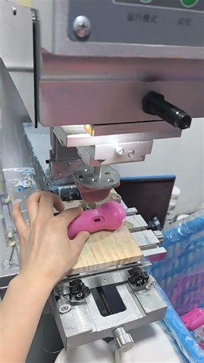 Shaver pad printing machine, automated pad printing machine丝印机，移印机，丝网印刷机厂家直销
