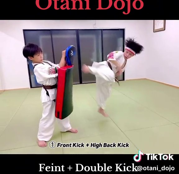 Feint Double Kick Technique Demonstrations | Fighter Yuma Katsumata