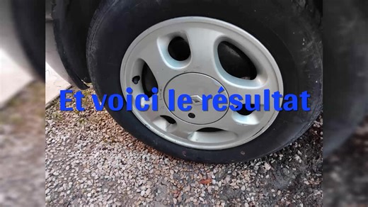Petite astuce pour nettoyer les jantes encrassées par un cumul de poussières de plaquettes de frein. J'ai essayé avec du pétrole déminéralisé, de l'essence, rien n'y a fait. Voici la solution que j'ai trouvé. | Michel Daumas