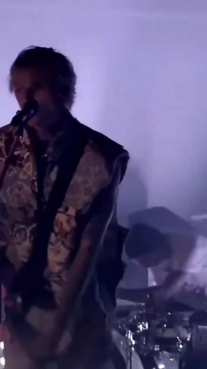 Machine Gun Kelly - Jawbreaker #mgk #colsonbaker #machinegunkelly #music #vocals #live #concert #fy #fyp #fyp