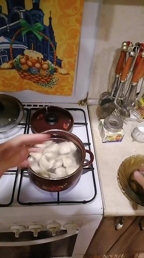 Cooking Dumplings: Step-by-Step Kitchen Guide