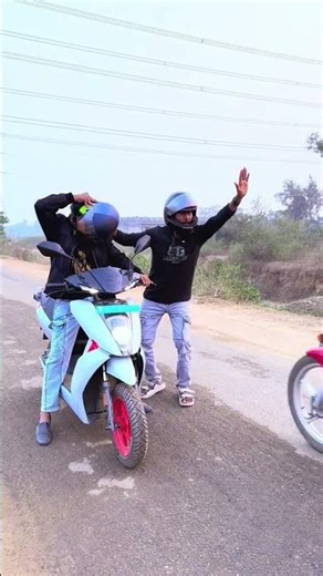 helmet wala Business 🤣🤣 #tweening #shortfeed #virqlshorts