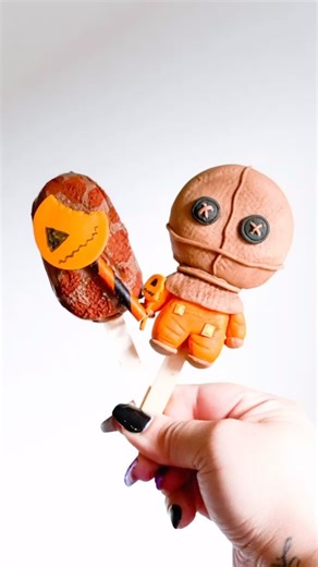 1.9K views · 83 reactions | Halloween cakesicles have a special place in my  #halloweencakesicles #halloweentreats | Jo's Cakes | Facebook