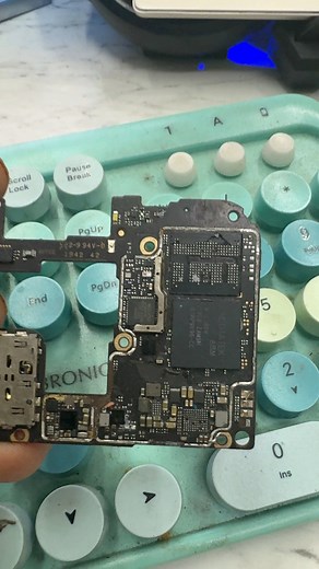 2.2K views · 24 reactions | No data is corrupted #redmi #shorts solutions #indian #india #shorts #viralpost #techno #redmi #samsung #technology | Asia Telecom | Facebook