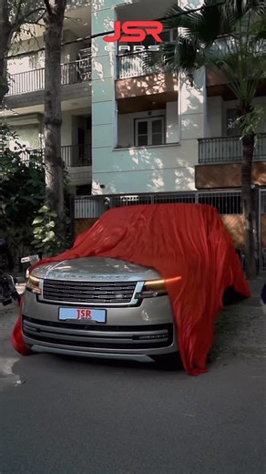 JSR Cars on Instagram: "Exclusivity delivered. Range Rover Autobiography by JSR Cars. . #JSRCars #RangeRoverAutobiography #RangeRoverIndia #LuxuryCarsIndia #LuxuryDelivery"