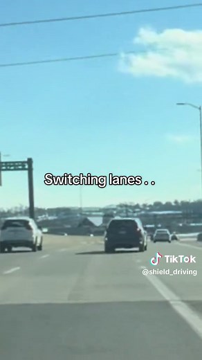 Avoid Common Lane Switching Mistakes