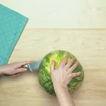 4.2M views · 4.3K reactions | How to carve a SHARK out of a watermelon!  | Food Network | Facebook
