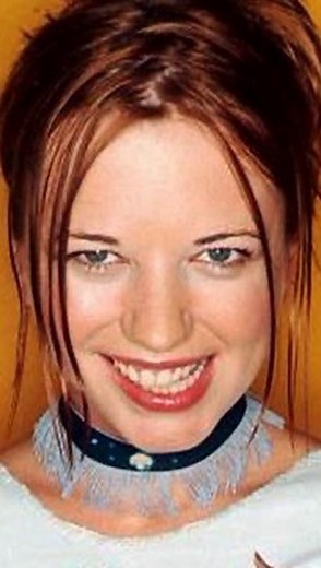 Gob Almighty on Instagram: "Sara Cox and Patsy Palmer discussing the North South lunch divide on the girlie show (1996) #patsy #on #pasties"