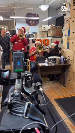 For 15 years, Discount Shoe Repair’s Ralph Rotella has given back to CNY ❤️👟 More than 45,000 pairs of shoes were collected to help neighbors across the area | NewsChannel 9