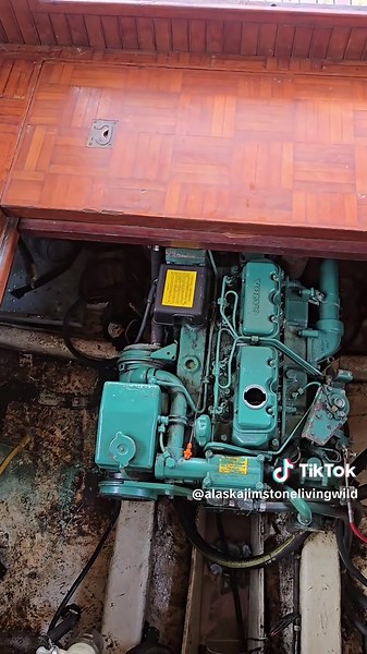 abandon ship swim for dry land .hi you guys just wanted to answer some of youre questions about the boat. you guys have a blessed day today #boats #boat #alaska