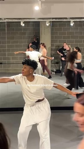 PODDANCE on Instagram: "The hottest ticket in town 🎟️ On Saturday we had the fabulous @miriamteak_lee visit PODDANCE to deliver a Hamilton Workshop where we learnt the original choreography to Hamilton’s famous Schuyler Sisters number Who wants to see more workshops like this @ PODDANCE? #viral #dancestudio #london #dancersoftiktok #hamiltontiktok"