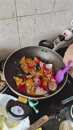 335 reactions · 28 comments | On Day 2080 of world’s largest live recipe show on #Amul’s Facebook page, join Papiya Sanyal Chowdhury, Culinarian from Kolkata at 12:00PM as she prepares Chinese Style Fried Rice with Paneer Gravy in our 13842 of #SimpleHomeMadeRecipes | Amul | Facebook