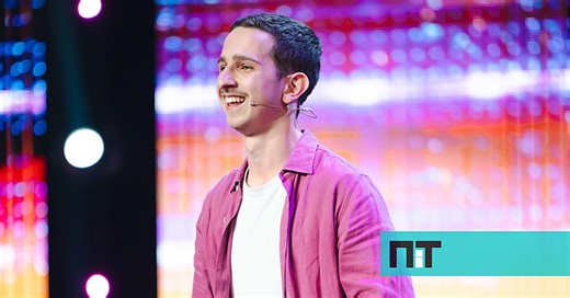 Quem é o rapaz das anedotas picantes que pôs Portugal a rir no “Got Talent”