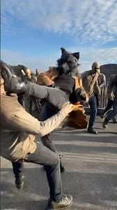 スタイリッシュにゾンビと戦うがおウルフ #furry #kemono #wolf #ai