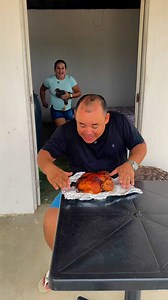 491K views · 1.9K reactions | O frango vivo #funny #comedy #viral #humor | Greiciane Moura Damasceno | Facebook