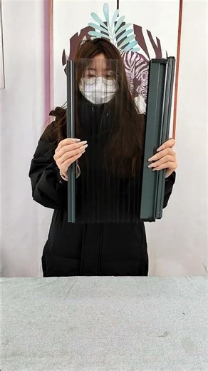 Easy-to-disassemble and washable folding security screen door – simple assembly, sturdy structure