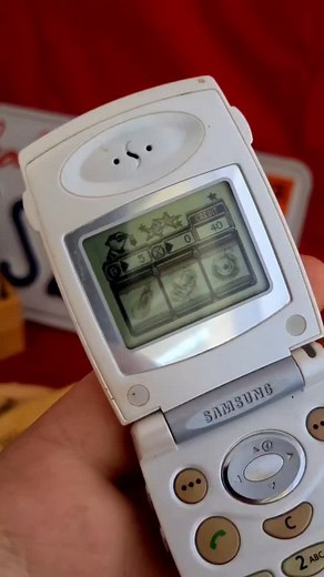 #cellphonemuseum #oldschool #oldphones #samsungretro #nostalgics #oldgem | CellphoneMuseum