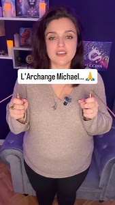 Vous avez demandé : L’Archange Michael… ❤️❤️ Pour envoyer vos questions et sujets c’est sur mon Google form ! Lien dans la bio. Avertissement : Divination Destinée uniquement à des fins de spiritualité et de divertissement ne représentent pas une vérité absolue – Consultez un médecin ou un professionnel certifié avant de prendre toute décision concernant votre santé ou votre vie personnelle. Les baguettes ne reflètent pas toujours mon avis personnel. Cette méthode doit être pratiquée avec des pr