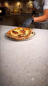 Raclette Pizza
