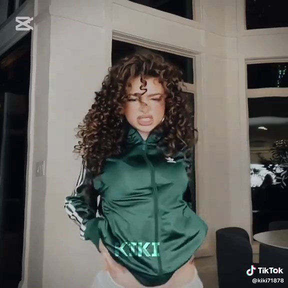 Hi I am Kiki a kinda new Editor,and this is my new editing account!! Hope you like it!!😆#demiatrakalgereas #kalgereassisters#neweditor #capcuteditor #capcut